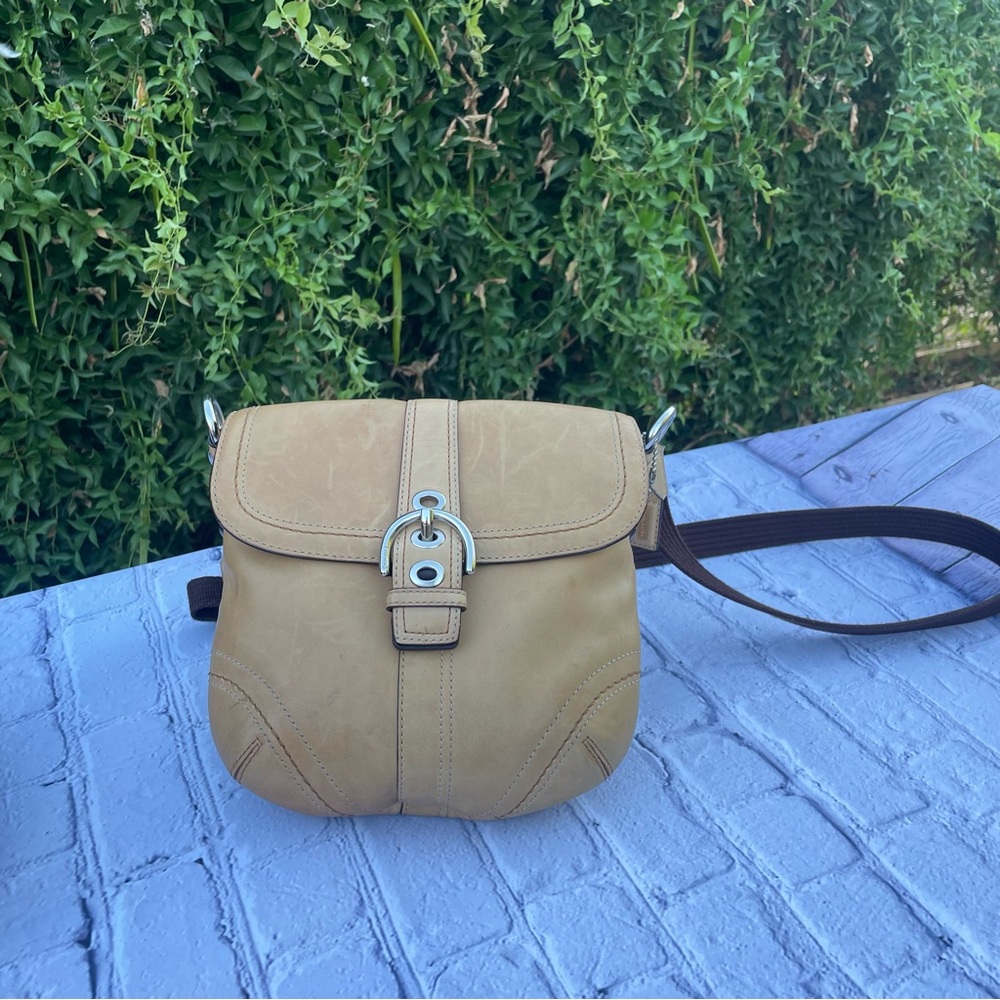 Vintage coach bag